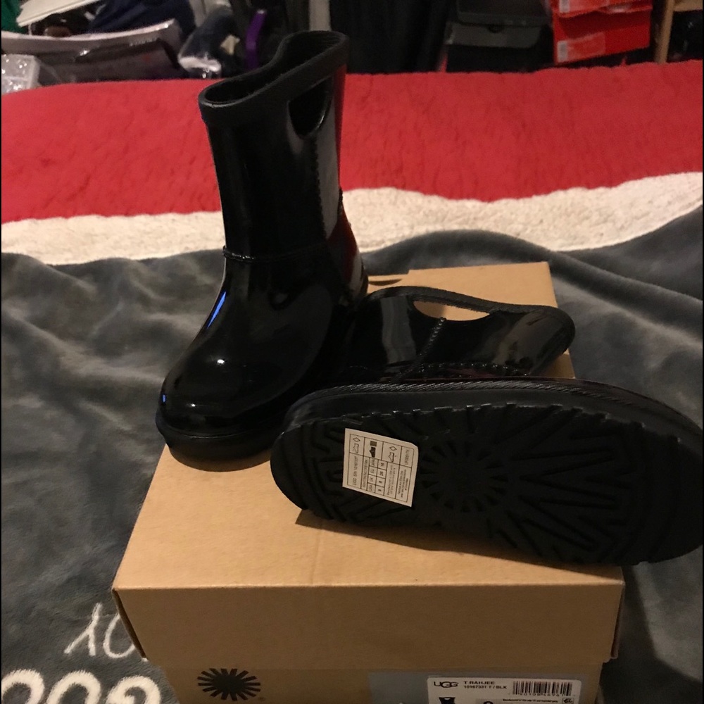 Kid rain boots(new)